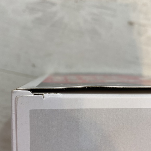 Funko Pop The Joker Tuxedo #109 Suicide Squad Exclusive Figure - Picture 9 of 10